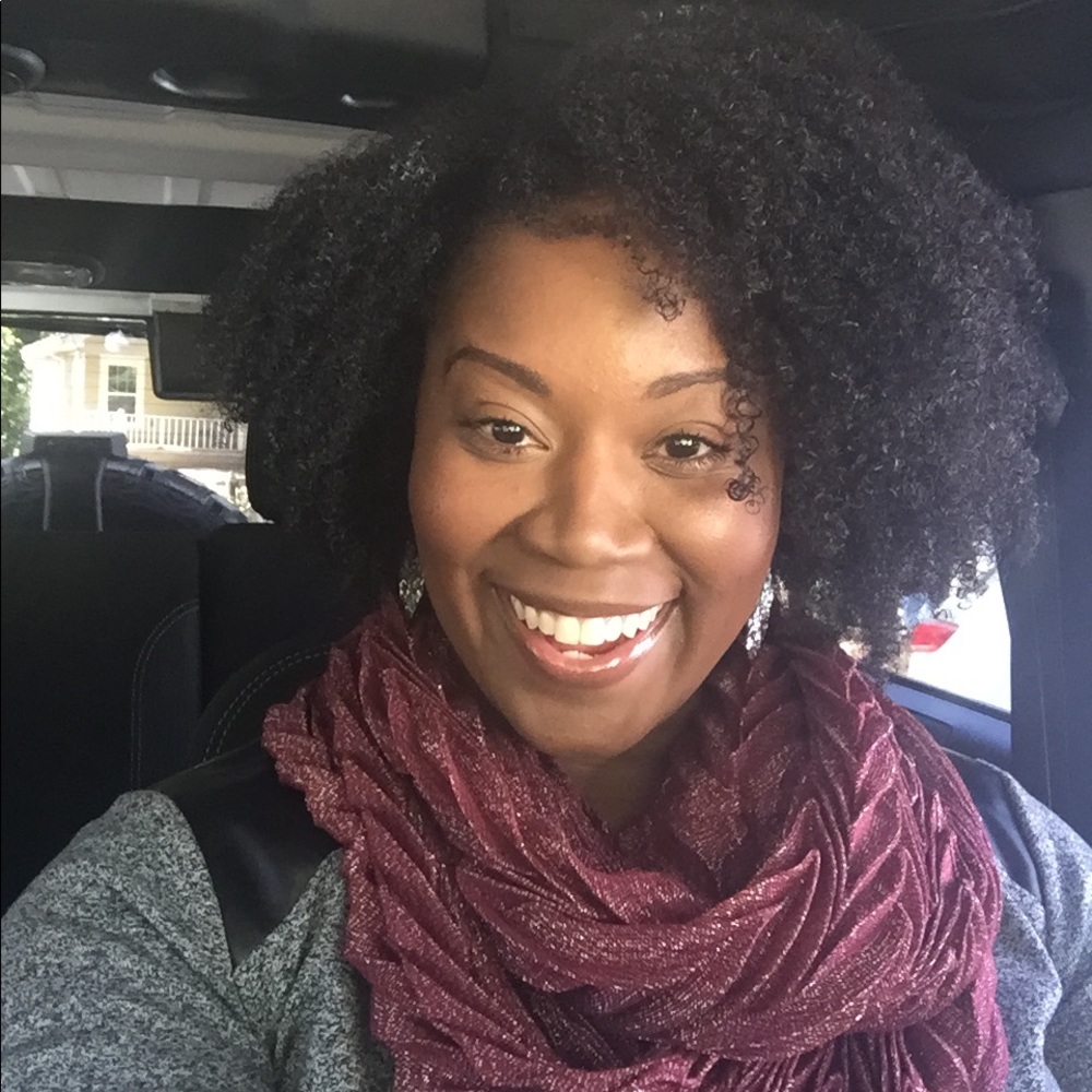 Meet your Posher, Cami